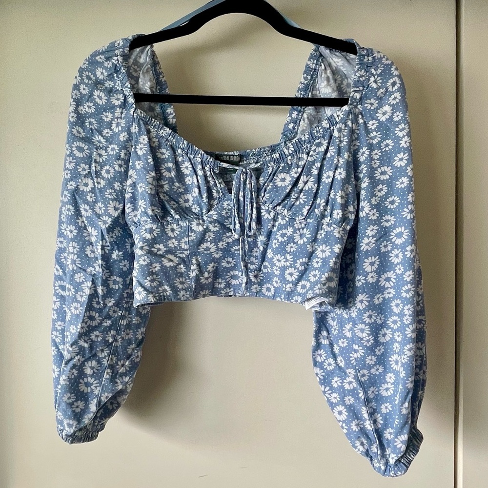 Wild Fable Blue Daisy Print Crop Top Long Sleeve Tie Front Size XS